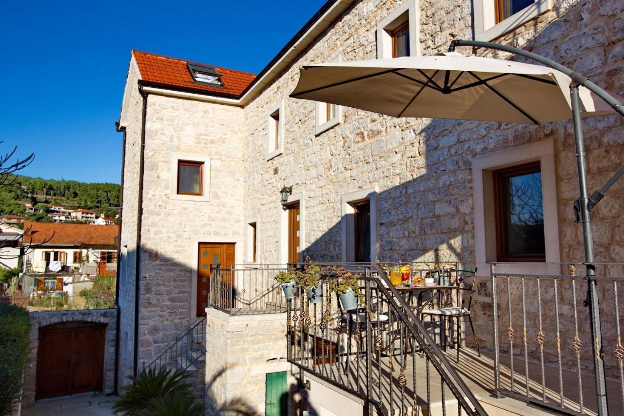 Apartments With A Parking Space Jelsa, Hvar - 8713 Єлса Екстер'єр фото